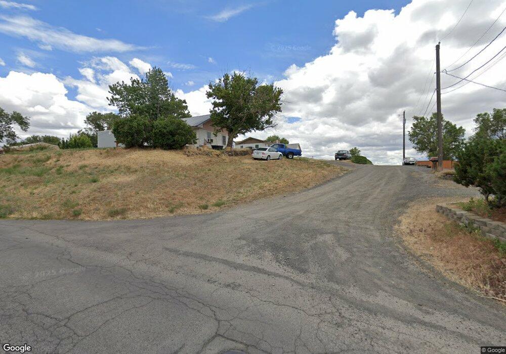 810 SW 11th St, Pendleton, OR 97801 - photo 1