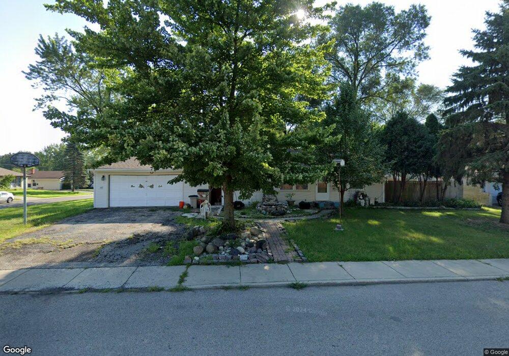 1537 Amarillo Dr, Carpentersville, IL 60110 - photo 1