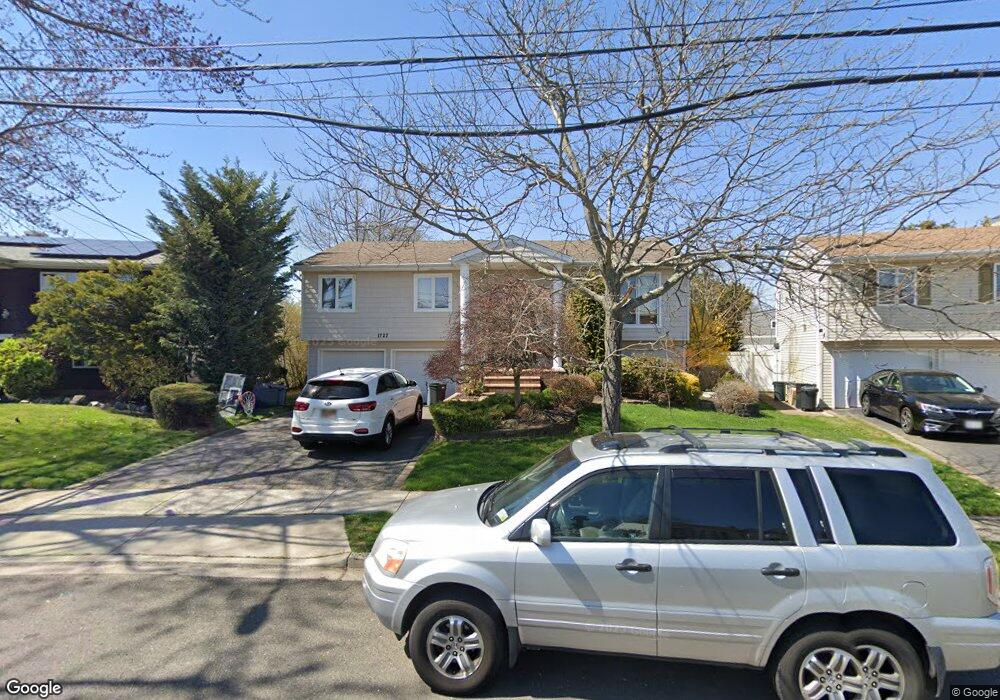 1727 Alexis Rd, Merrick, NY 11566 - photo 1