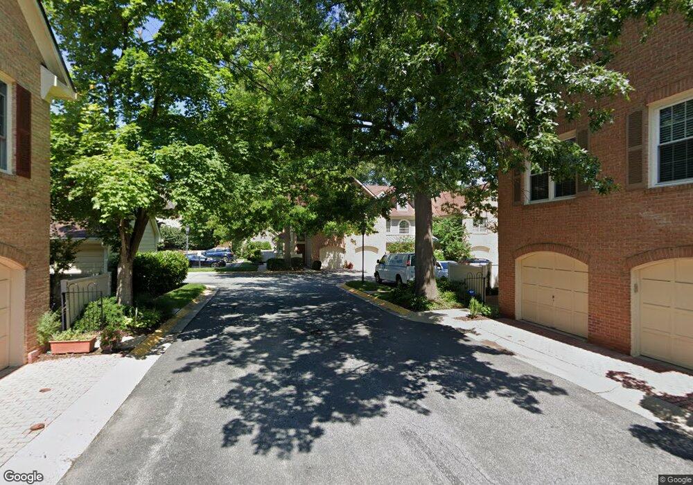 5721 Mayfair Manor Dr unit 107, Rockville, MD 20852 - photo 1