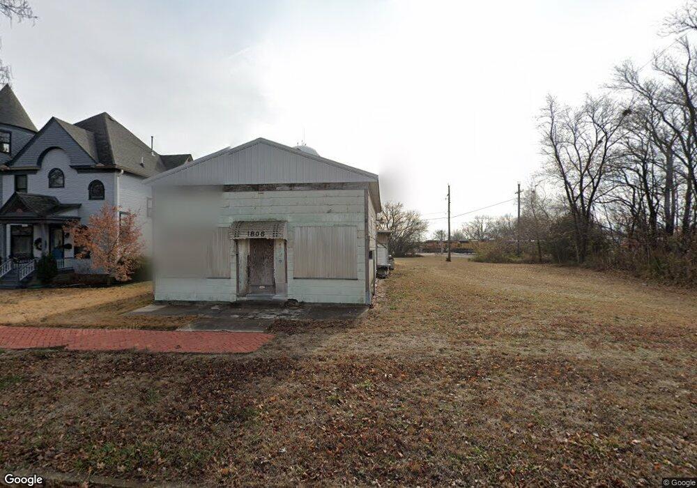 1806 Morgan Ave, Parsons, KS 67357 - photo 1