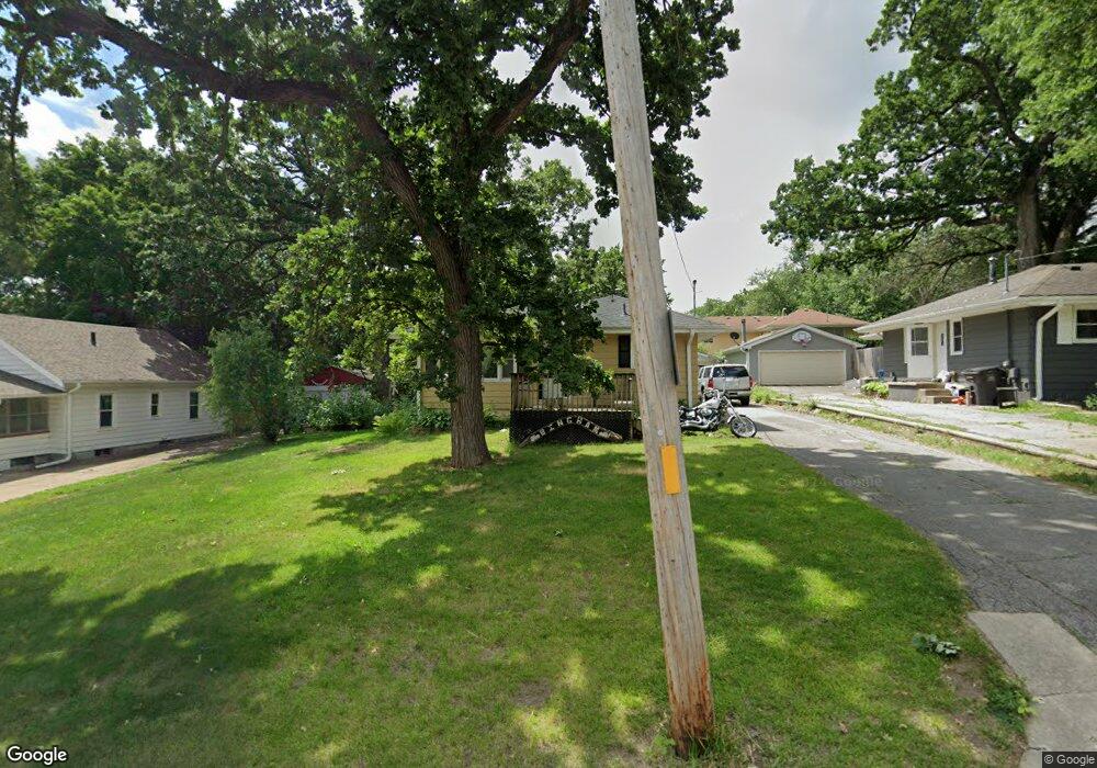 9 E Bell Ave, Des Moines, IA 50315 - photo 1