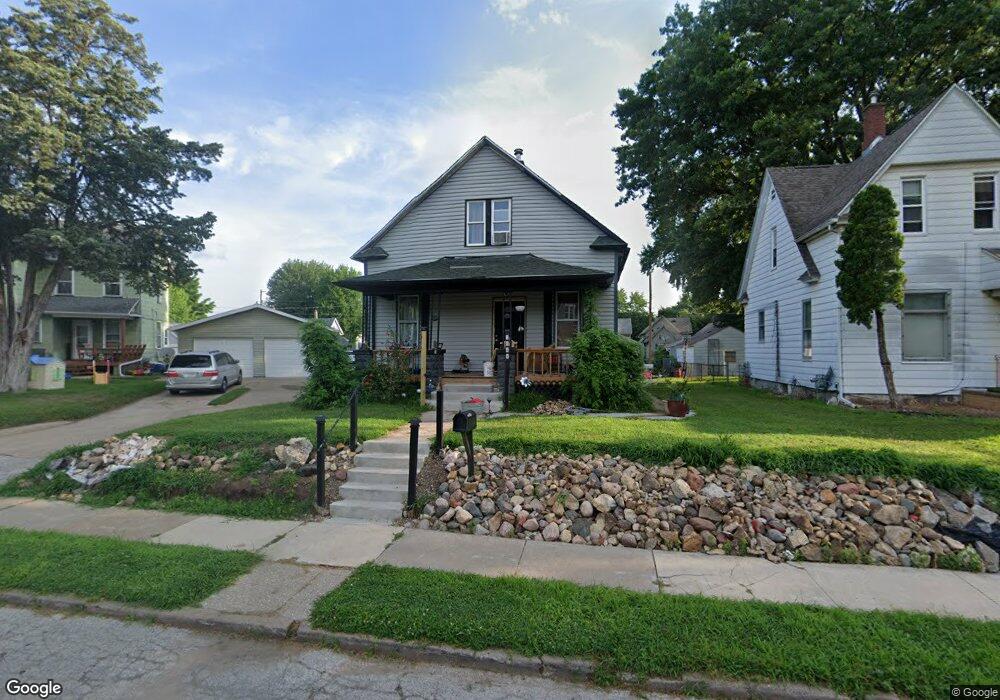 2044 Claussen St, Davenport, IA 52802 - photo 1