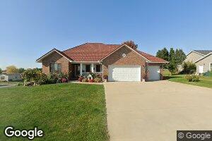 614 S Washington St, Garnavillo, IA 52049