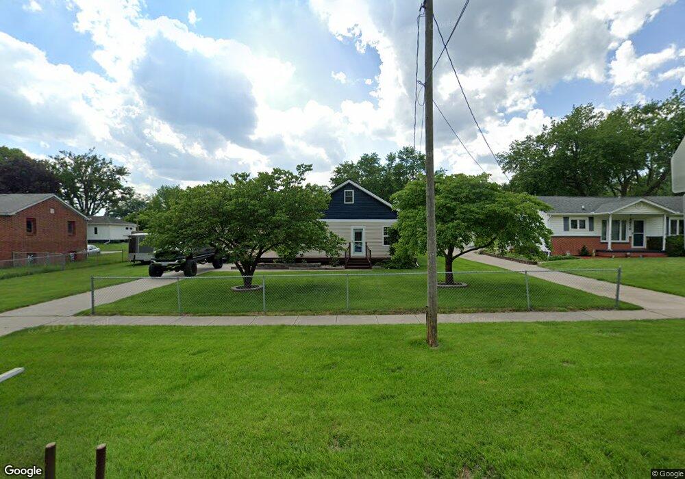 3820 E 29th St, Des Moines, IA 50317 - photo 1