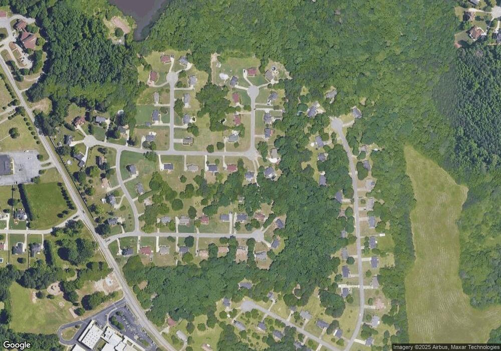 352 Cotillion Dr unit 2, Stockbridge, GA 30281 - photo 1