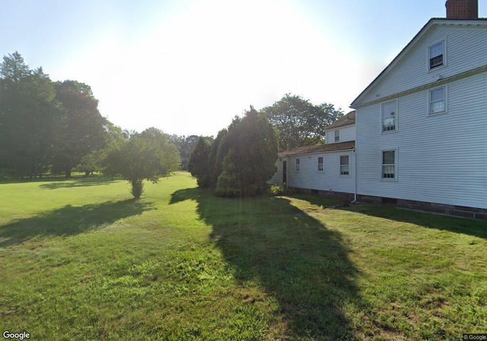 2 E Weatogue St, Simsbury, CT 06070 - photo 1