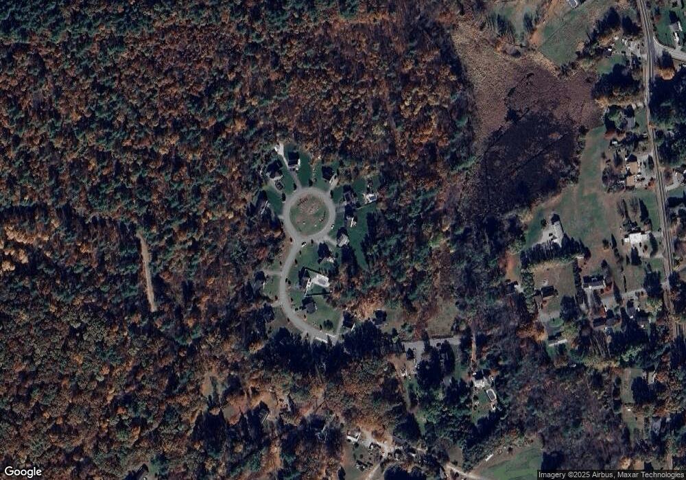 28 Rolling Ridge Ln, Pelham, NH 03076 - photo 1