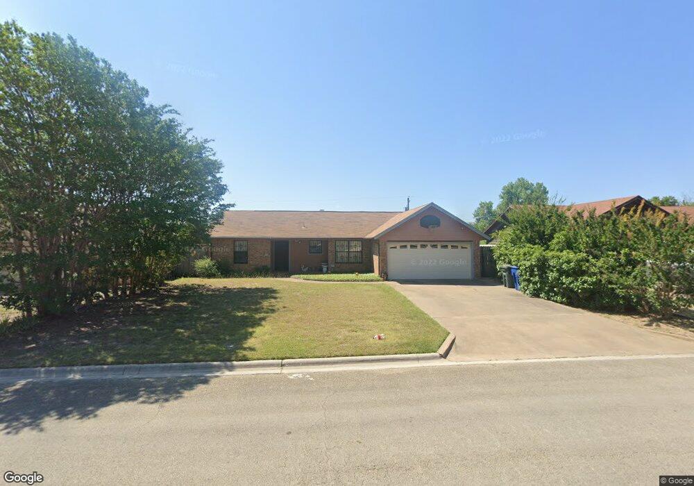1010 N 4th St, Copperas Cove, TX 76522 - photo 1