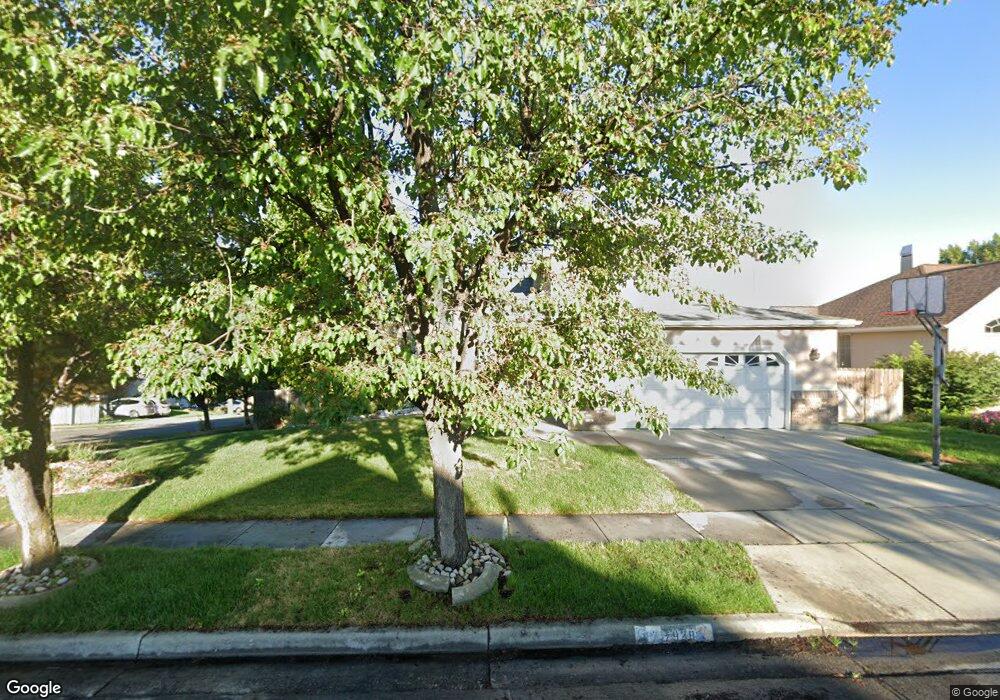 7928 Twelve Pines Dr, Sandy, UT 84094 - photo 1