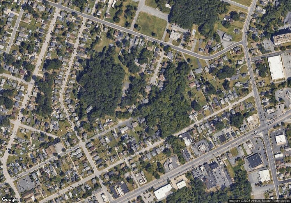 722 Franklin Ave, Essex, MD 21221 - photo 1