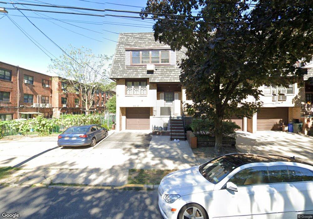 6917 Douglaston Pkwy unit 2, Little Neck, NY 11362 - photo 1