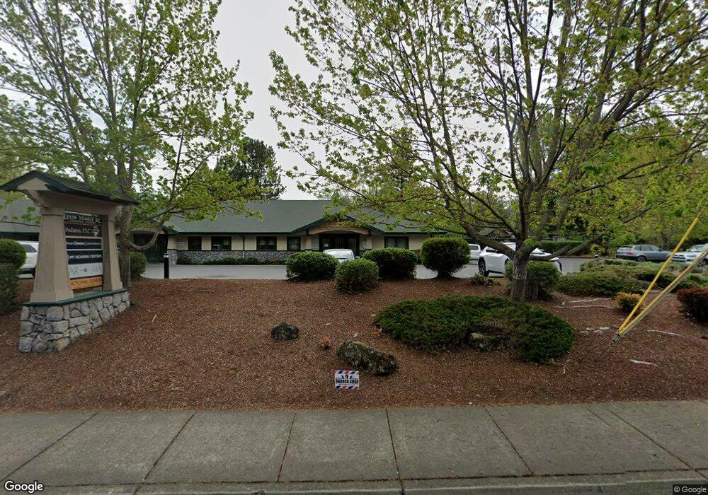 1817 SW Nebraska Ave, Grants Pass, OR 97527 - photo 1