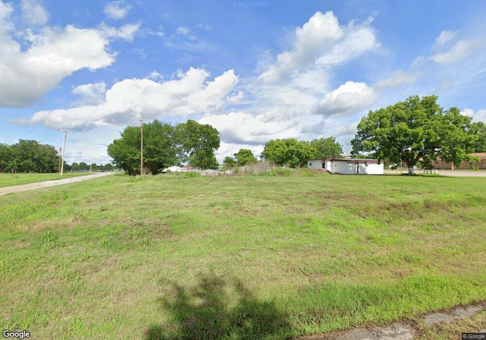 1406 L St NE, Ardmore, OK 73401 - photo 1