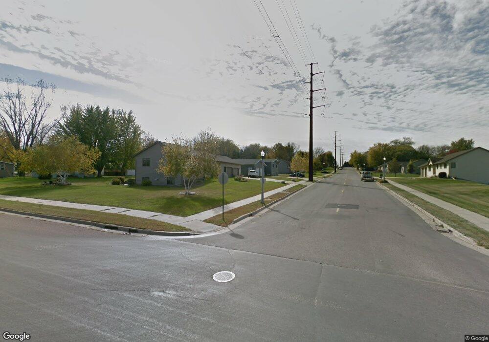 703 23rd St N, New Ulm, MN 56073 - photo 1