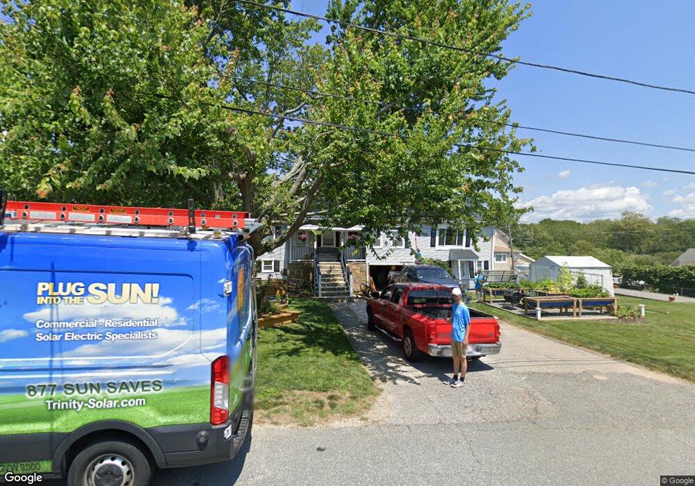 32 Chester St unit 2W, Tiverton, RI 02878 - photo 1