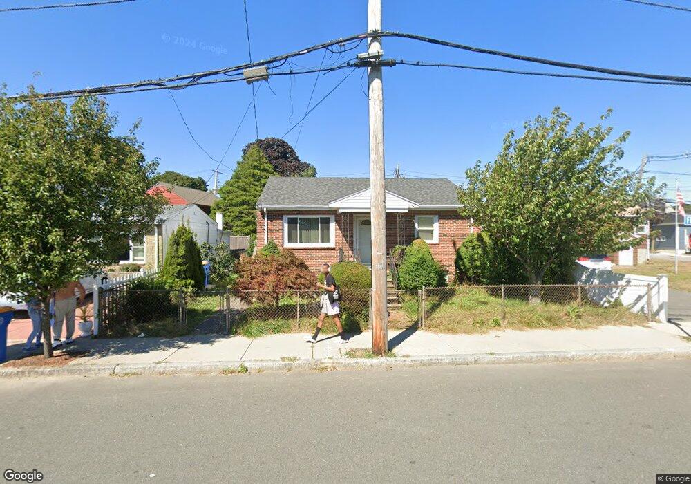 10 Franklin St, Winthrop, MA 02152 - photo 1