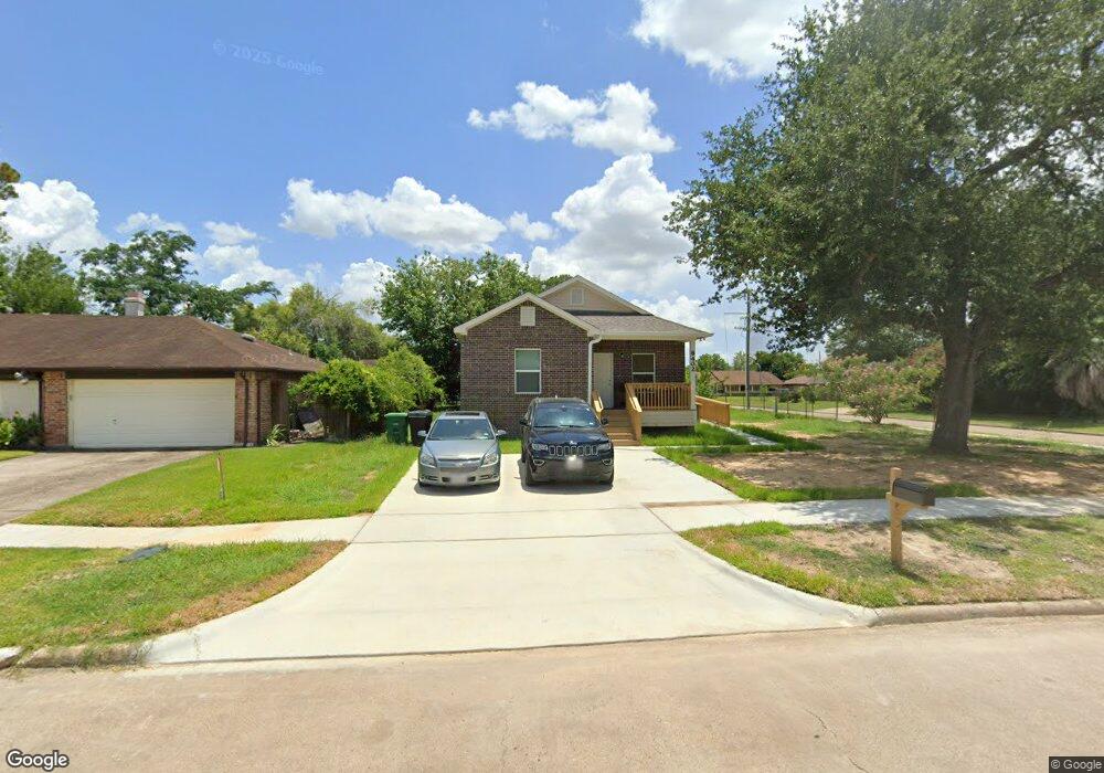 8402 Springtime Ln, Houston, TX 77075 - photo 1