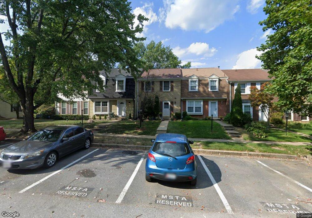 11032 Berrypick Ln, Columbia, MD 21044 - photo 1