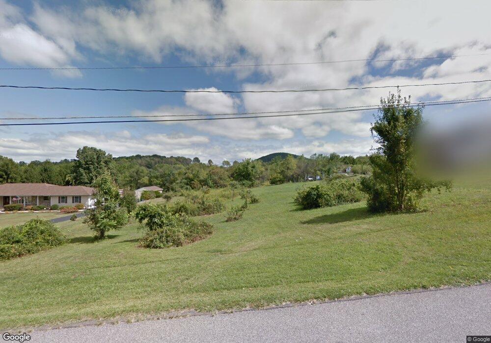 430 Buckhorn Dr, Belvidere, NJ 07823 - photo 1