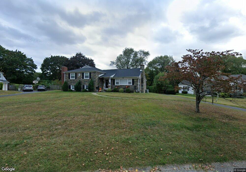 13 Fox Ln, Broomall, PA 19008 - photo 1