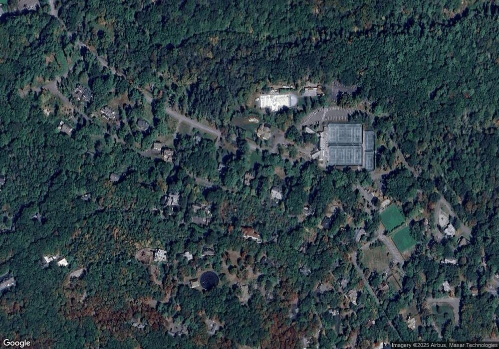 646 Griscom Rd, Buck Hill Falls, PA 18323 - photo 1