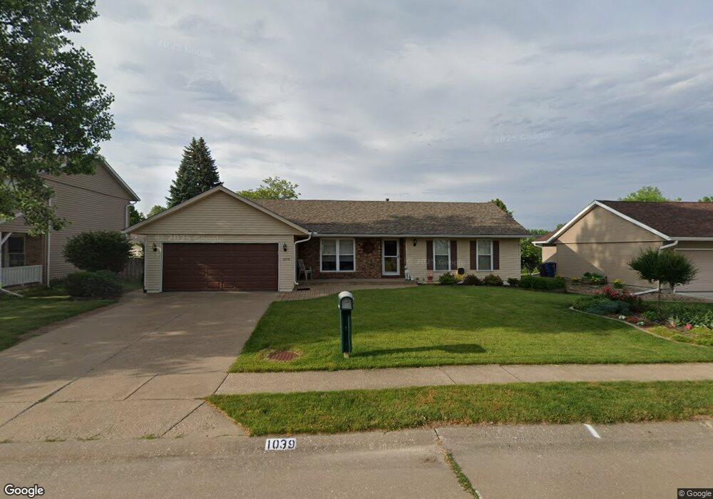 1039 W 58th St, Davenport, IA 52806 - photo 1