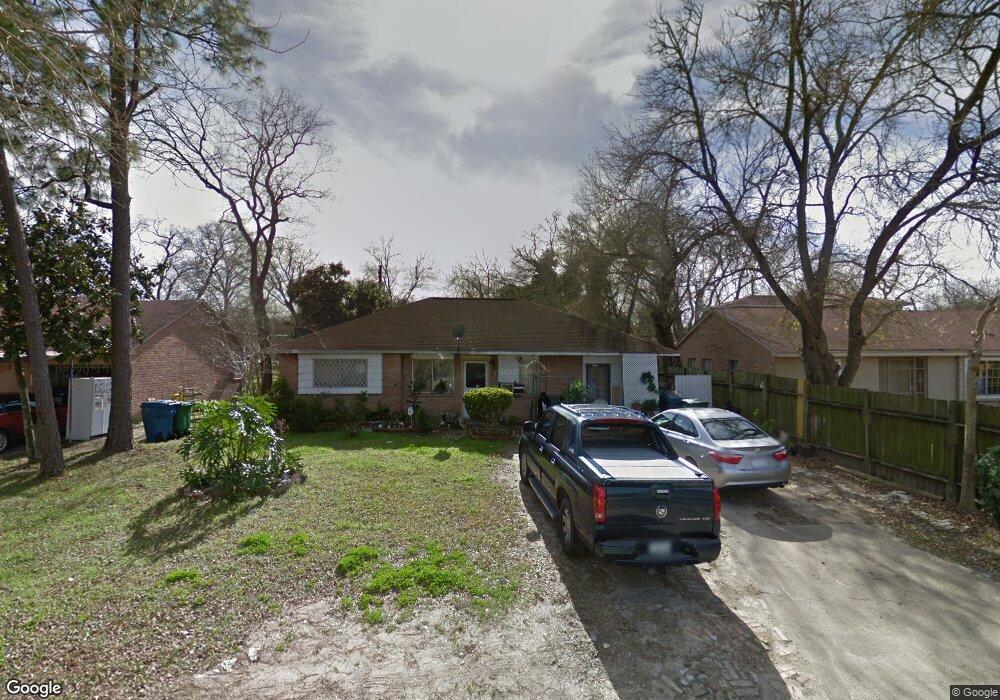 5629 Arthington St, Houston, TX 77053 - photo 1
