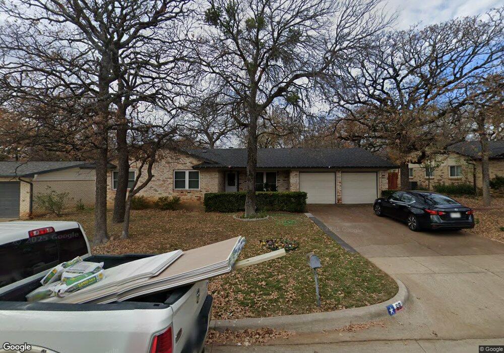 68 Stonegate Dr, Bedford, TX 76022 - photo 1