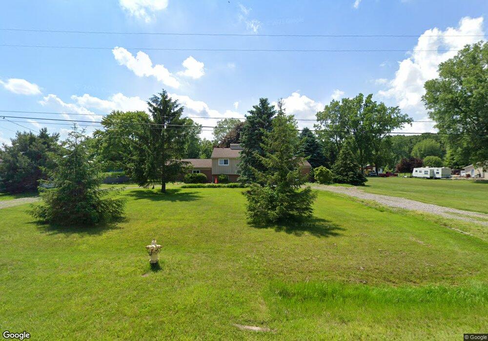 9367 Exeter Rd, Carleton, MI 48117 - photo 1