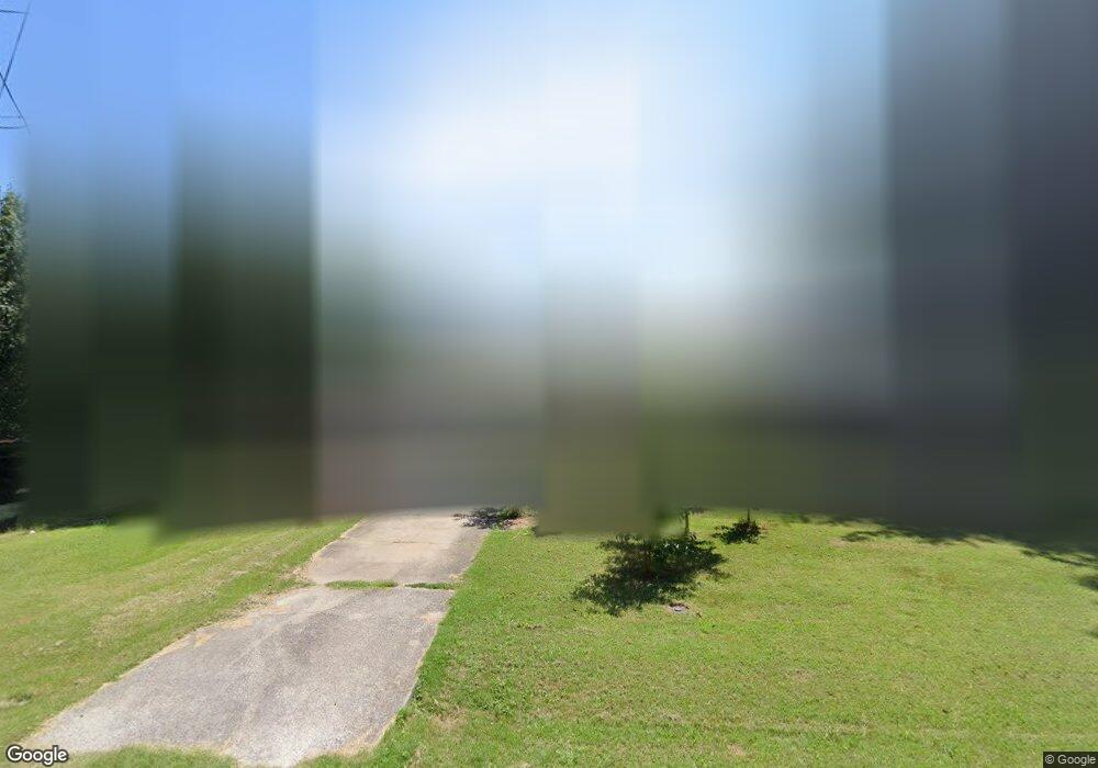 1121 Cedar St, Harrisburg, IL 62946 - photo 1