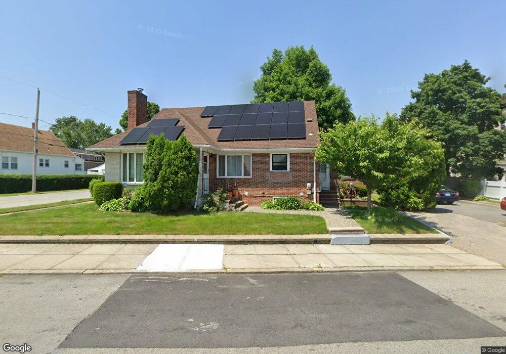 371 Laurel Hill Ave, Cranston, RI 02920 - photo 1