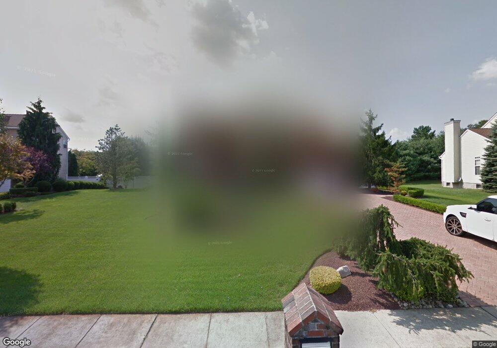 10 Arbor Ct, Manalapan, NJ 07726 - photo 1