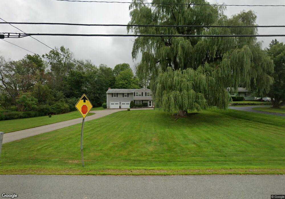 11 Tuttle Ln, Greenland, NH 03840 - photo 1