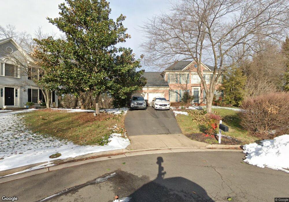 8220 Lone Oak Ct, Manassas, VA 20111 - photo 1