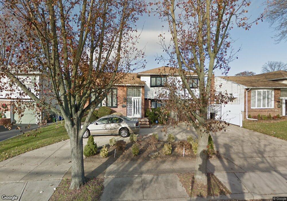 707 Allwyn St, Baldwin, NY 11510 - photo 1