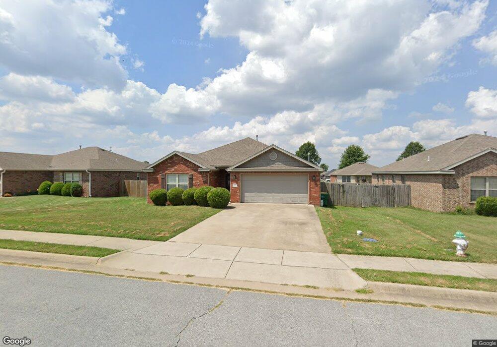 671 Olivia Ln, Centerton, AR 72719 - photo 1