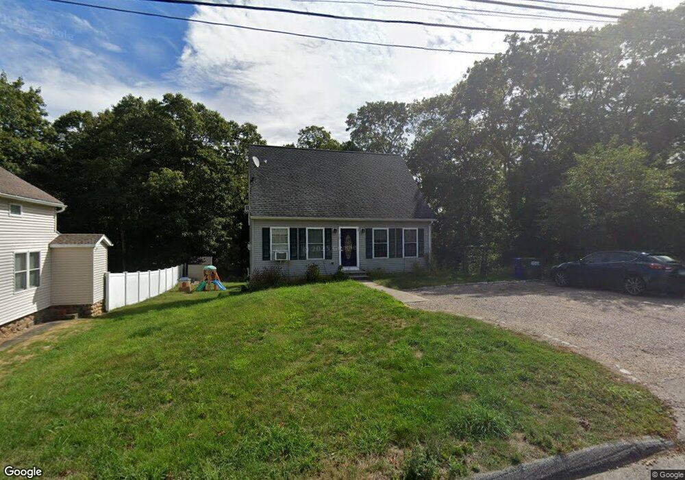 10 Johnson St, Pawcatuck, CT 06379 - photo 1