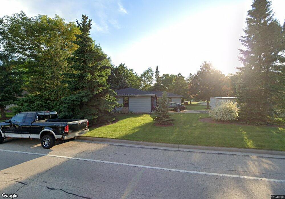 3305 W Sunset Ct, Appleton, WI 54914 - photo 1