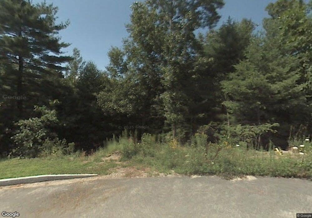 1 Daphne Cir, Dracut, MA 01826 - photo 1