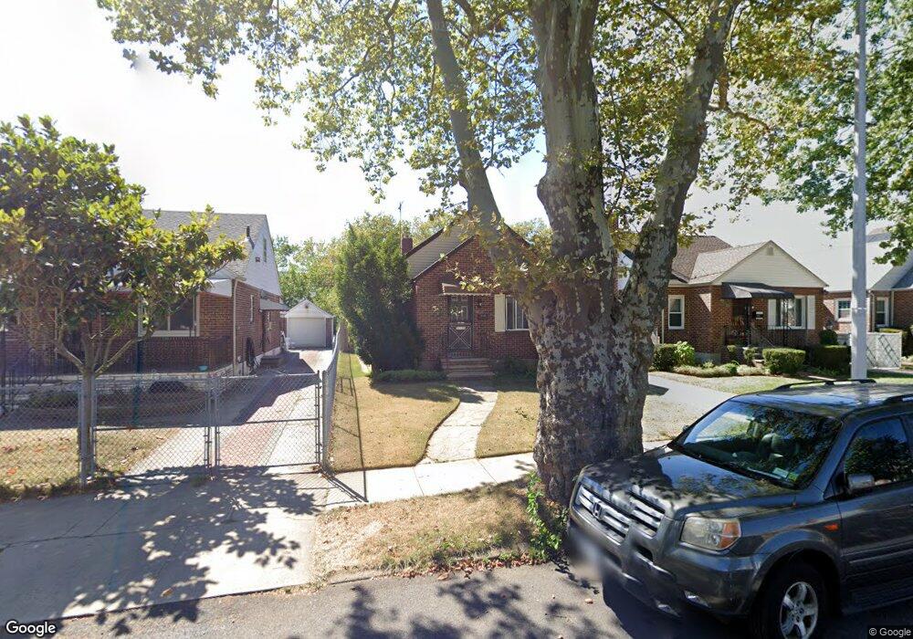 8132 247th St, Bellerose, NY 11426 - photo 1