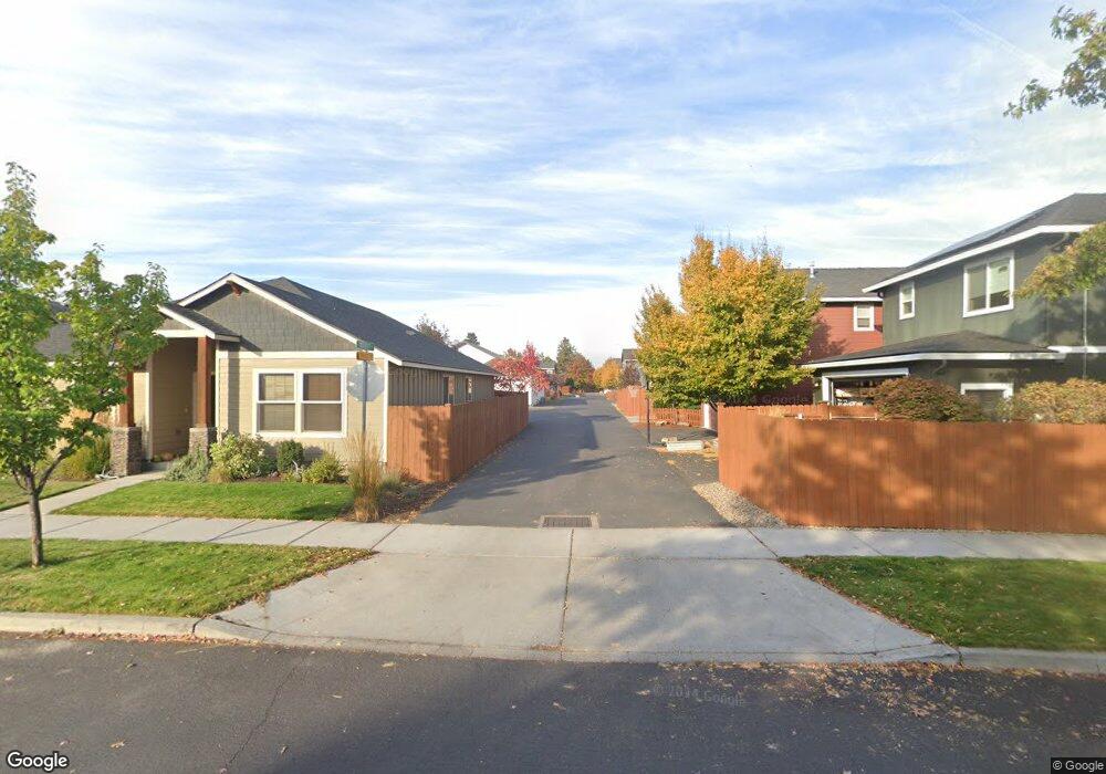 21711 Yarrow Ln, Bend, OR 97702 - photo 1