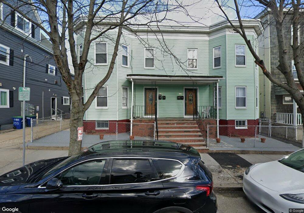 227 Holland St unit 3, Somerville, MA 02144 - photo 1