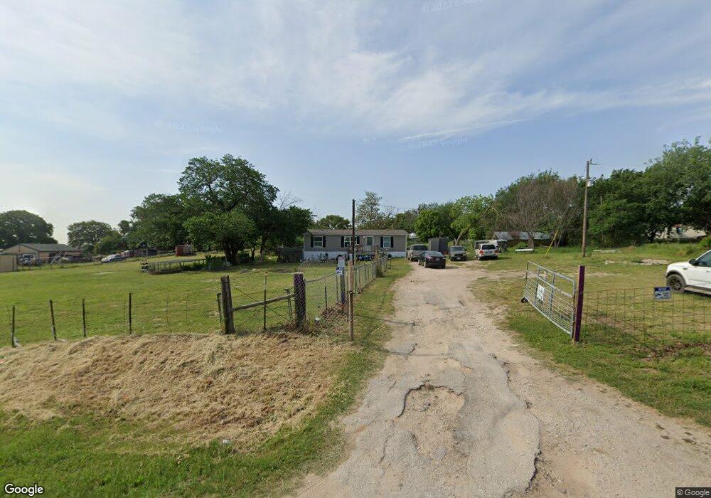 820 Miller Rd, Azle, TX 76020 - photo 1