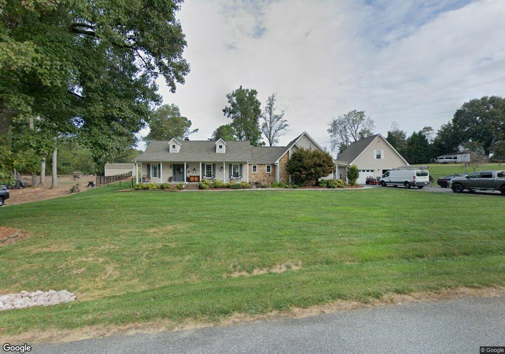 154 Farmwood Dr, Statesville, NC 28625 - photo 1