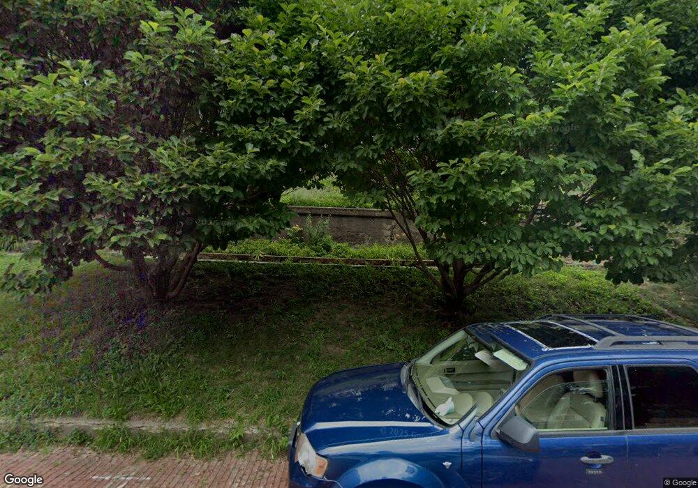 1328 E 10th St, Davenport, IA 52803 - photo 1