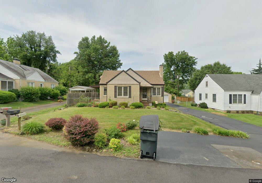 1673 Woodlawn Dr, New Albany, IN 47150 - photo 1