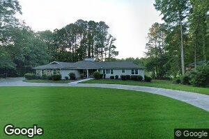 1005 Oakhaven Dr, Roswell, GA 30075