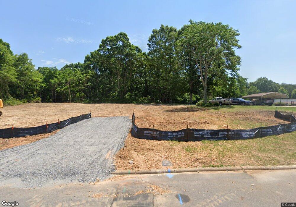 1209 Mclaughlin St, Statesville, NC 28677 - photo 1