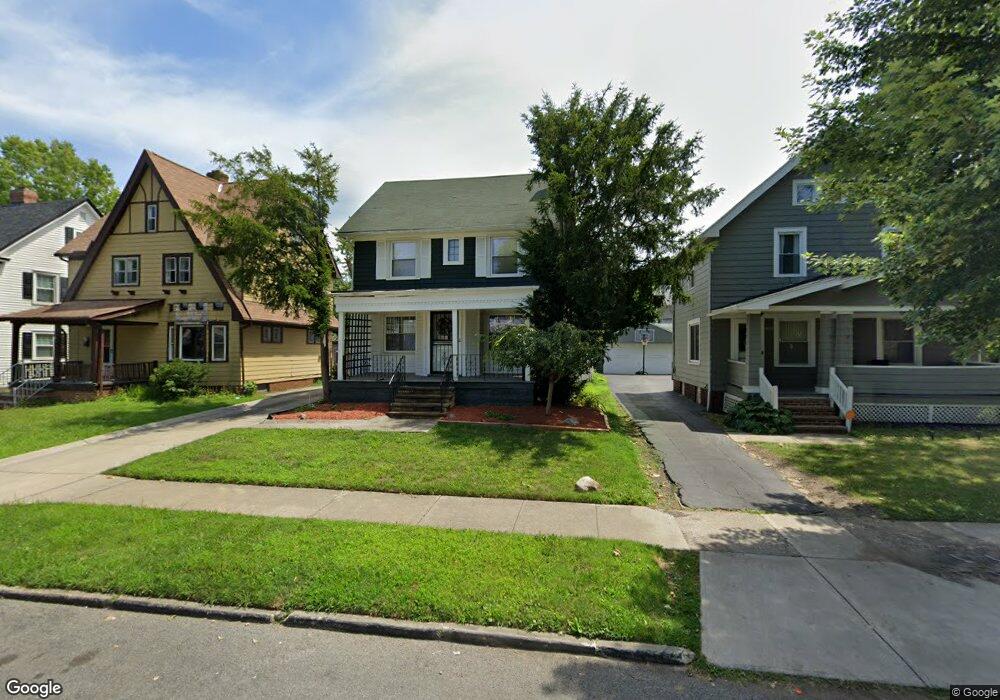 919 Nela View Rd, Cleveland, OH 44112 - photo 1